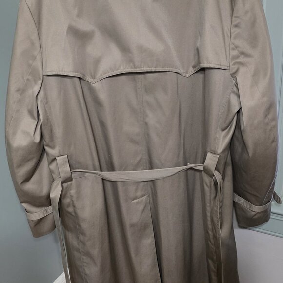 Trench/Rain Coat - Men's - Picture 8 of 12
